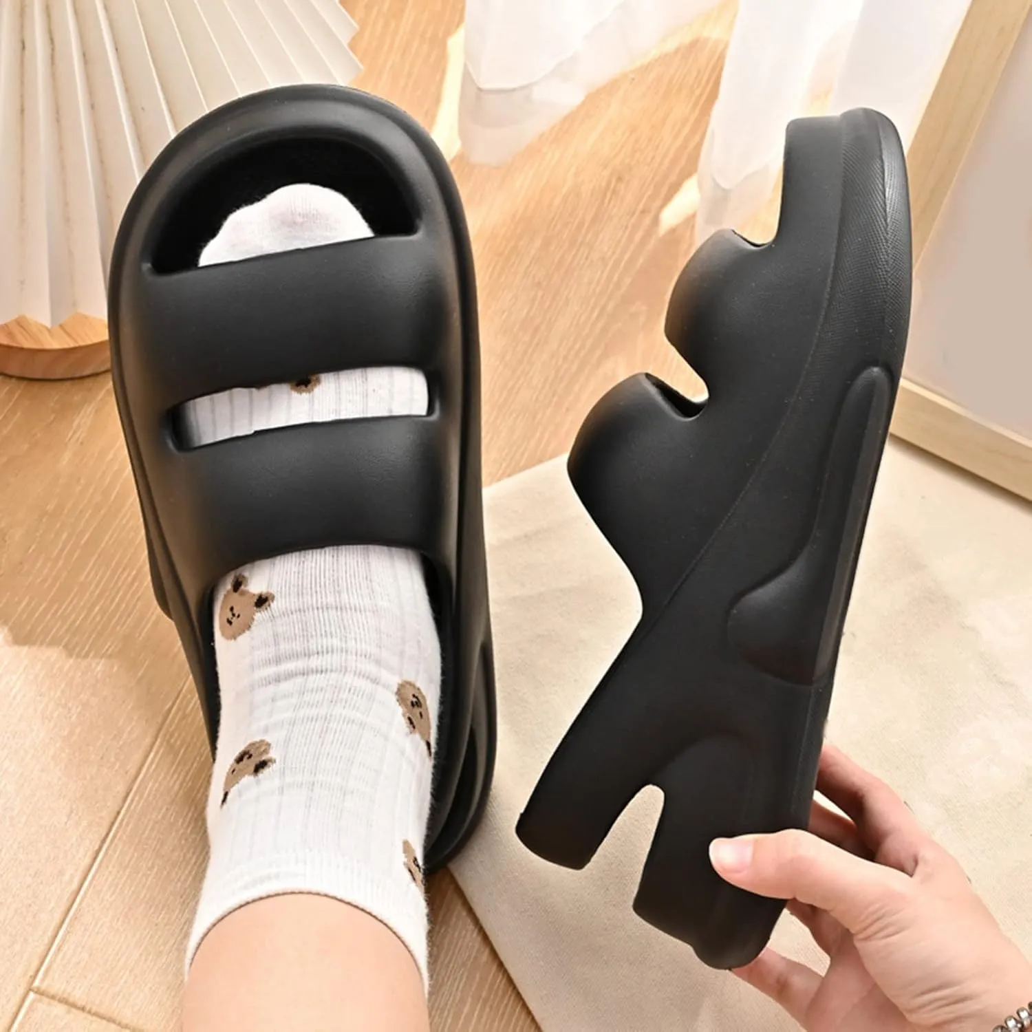 Fashion All Seasons Men Sandals Flat Soles Thick Soles Non Slip Comfortable Indoor And Outdoor Cork Bed Sandals