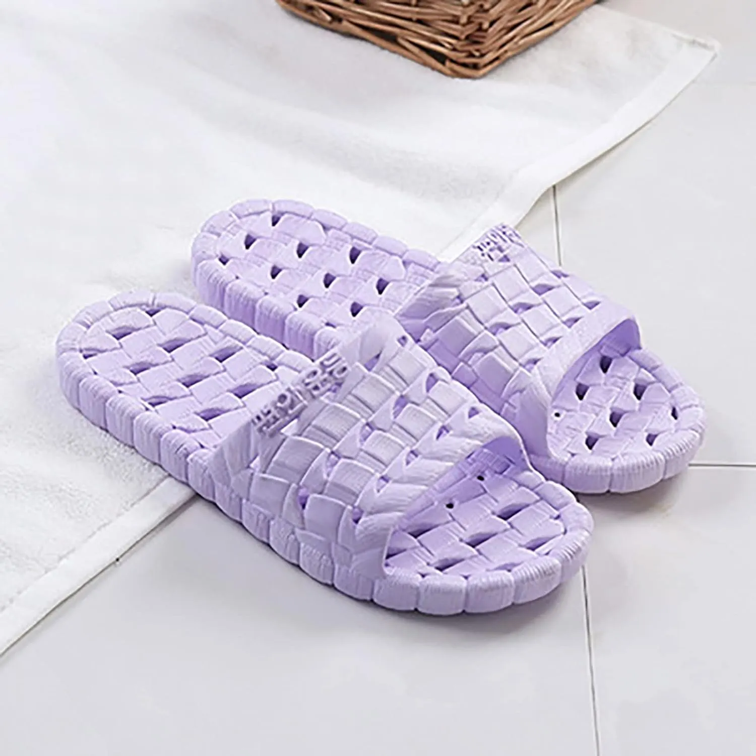 Lightweight Slides Shower Sandals with Holes Women Slippers Fashion Simple Solid Color Fast Drying Non Slip