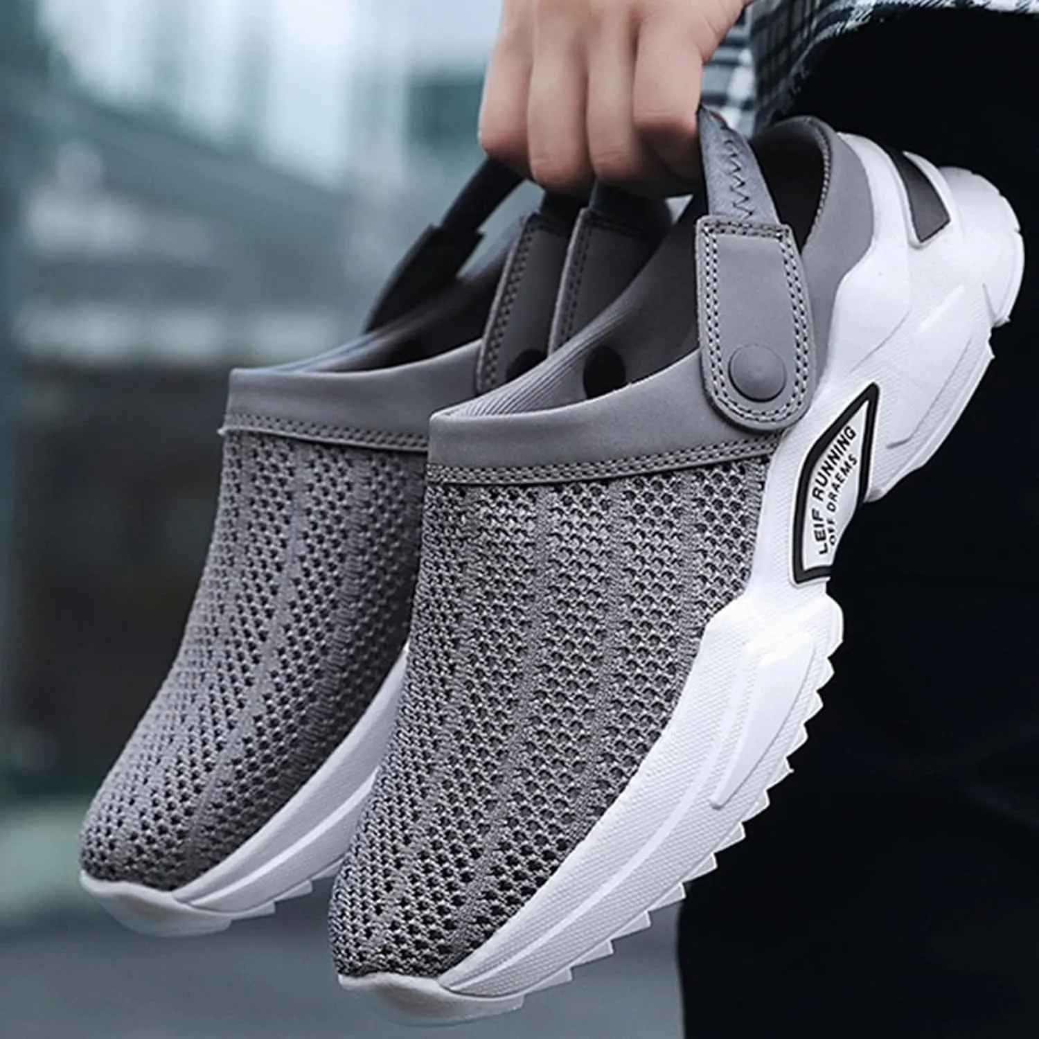 Men Casual Soft Flat Slippers Breathable Lightweight Walking Shoes Fashion Slides Slippers