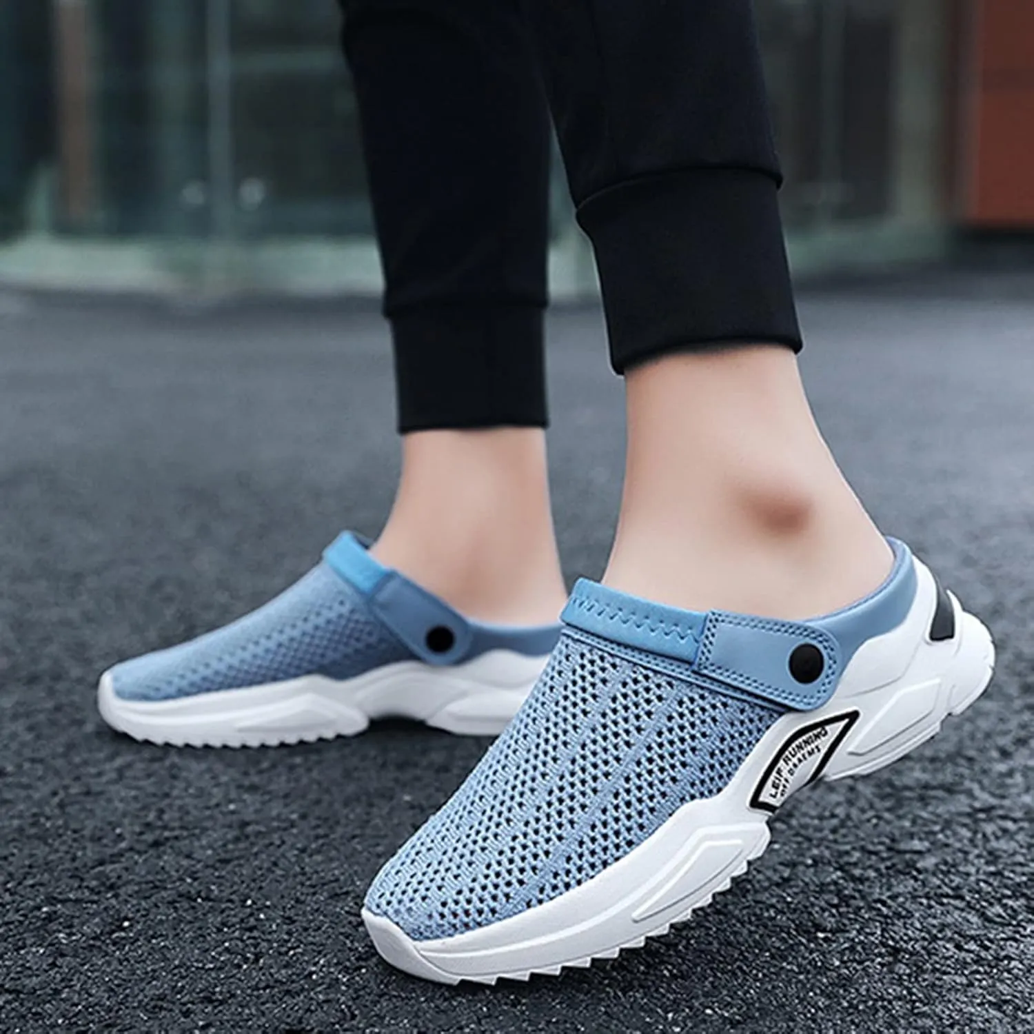 Men Casual Soft Flat Slippers Breathable Lightweight Walking Shoes Fashion Slides Slippers