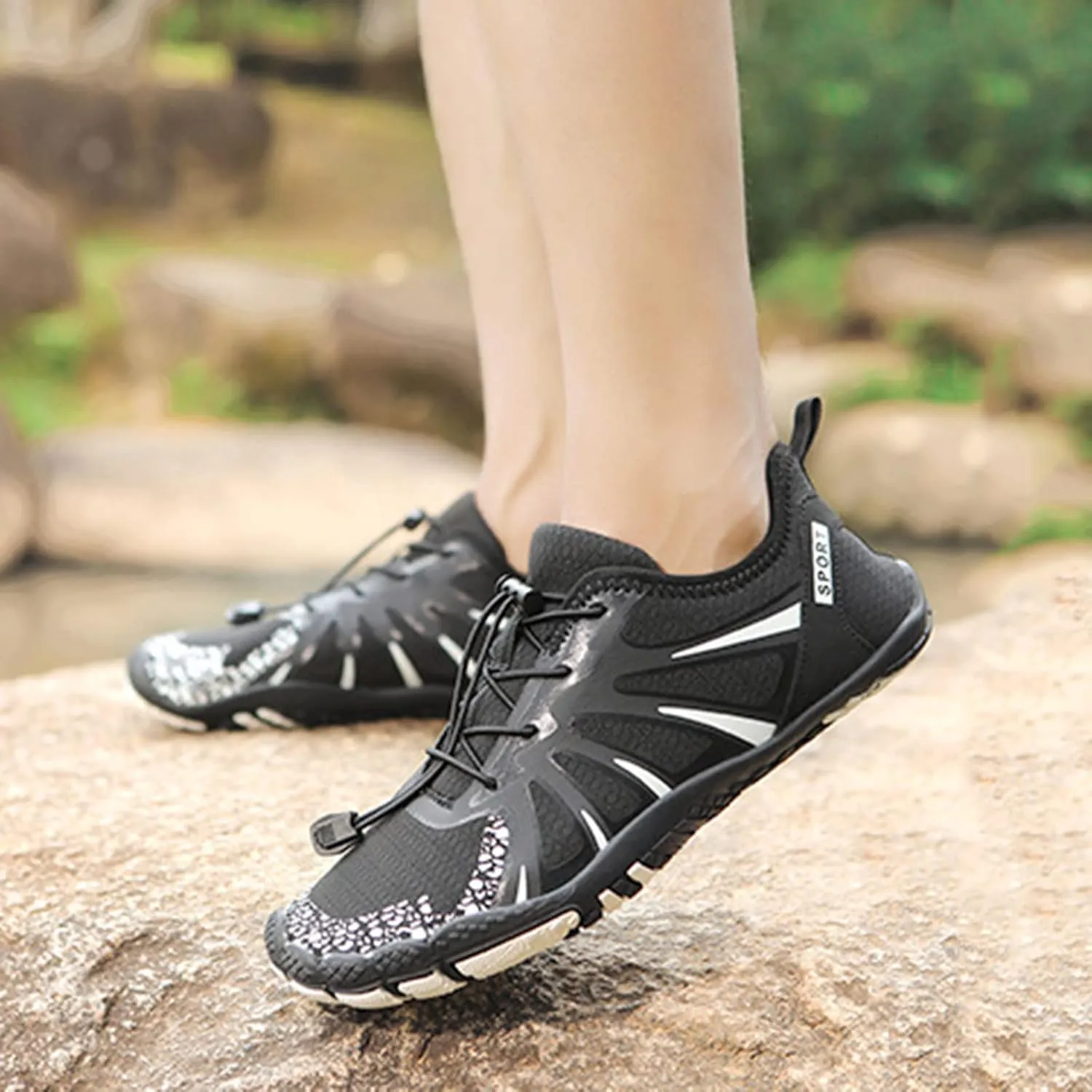 Men Sports Shoes Fashion New Pattern Wading Shoes Quick Drying Breathable Swimming Mens Sneaker