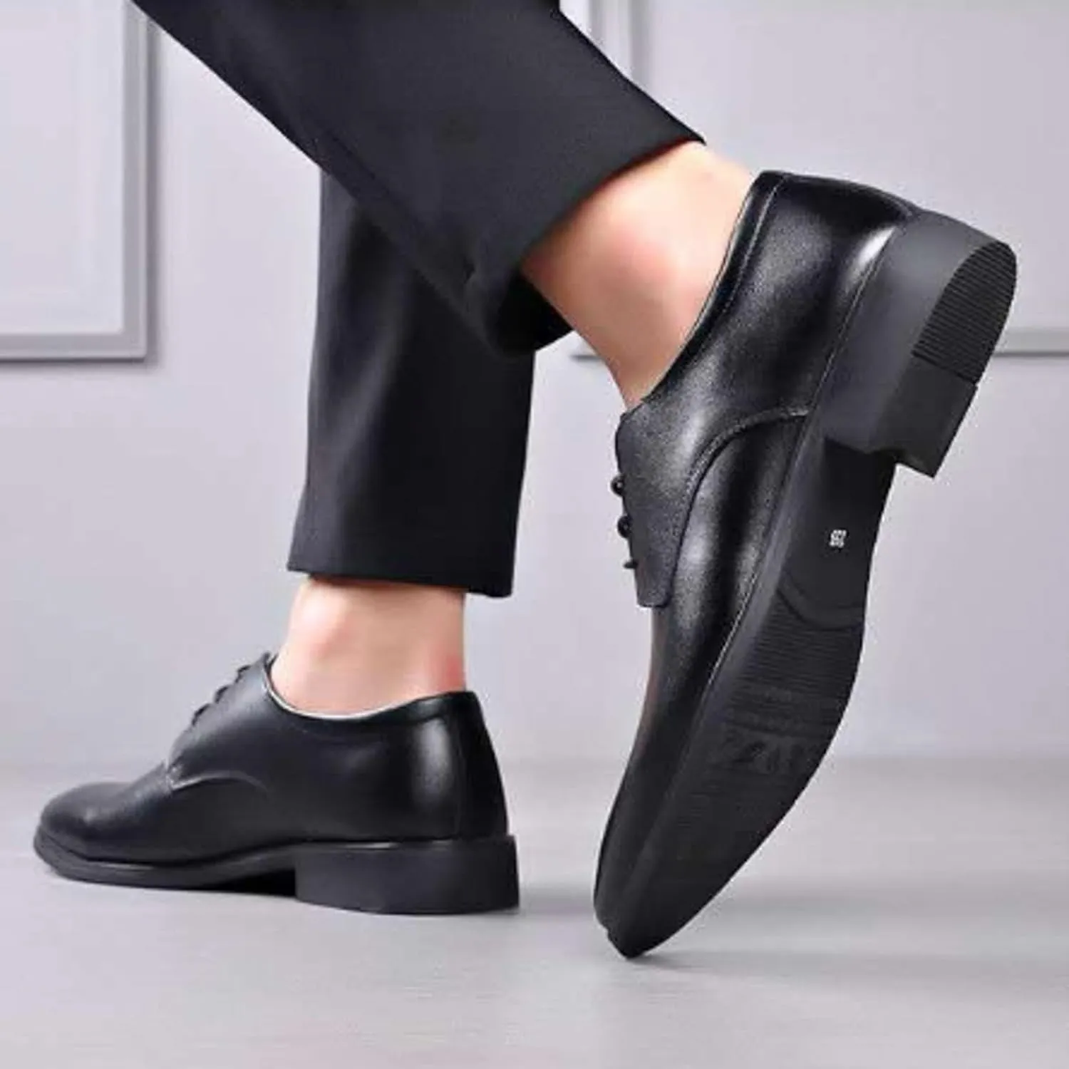 Men's Casual Dress Shoes Men's Comfortable and Stylish Business Banquet Pointed Toe Casual Leather Shoes