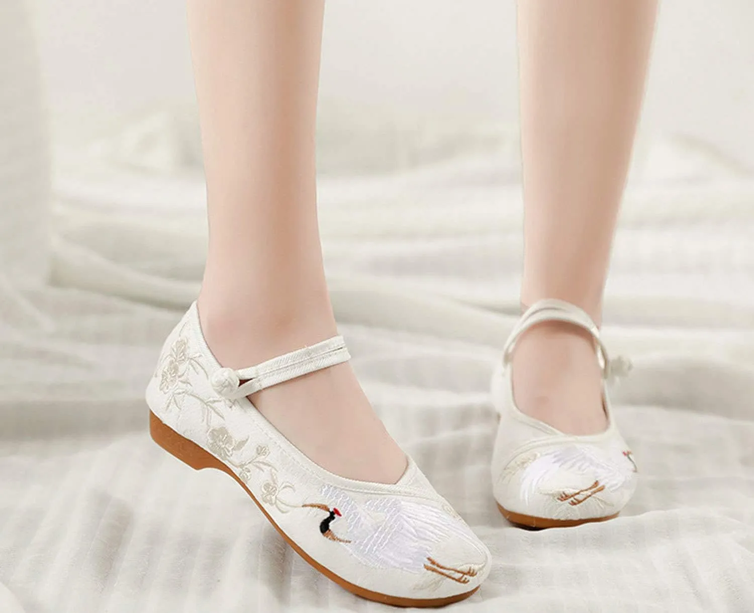 SAILING LU Embroidered Shoes for Women - Comfort Loafers Black Casual Round Toe Ballet Flats Shoes