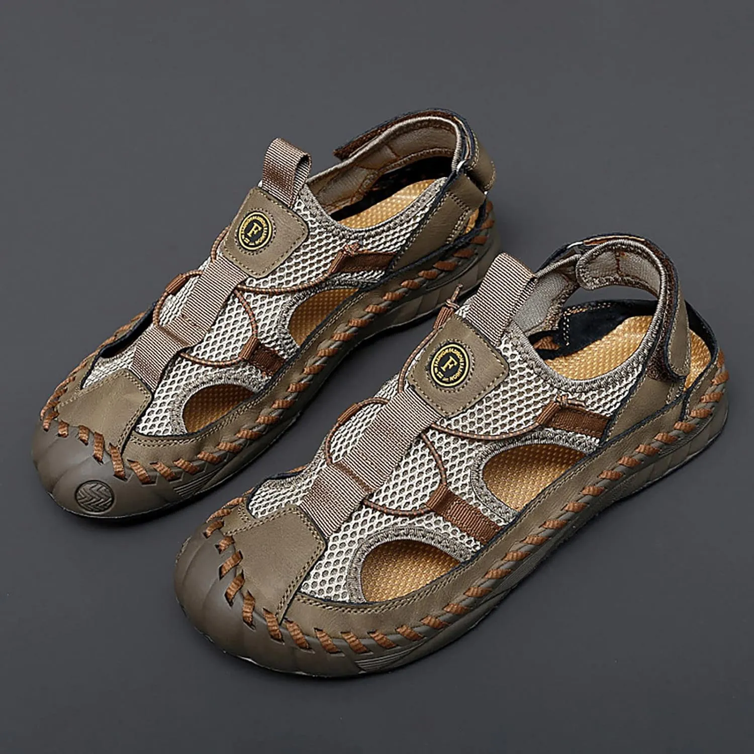 Sandals For Men New Summer Hollow Out Leather Slippers Casual Sandals Soft Soled Beach Shoes Mens Shoes