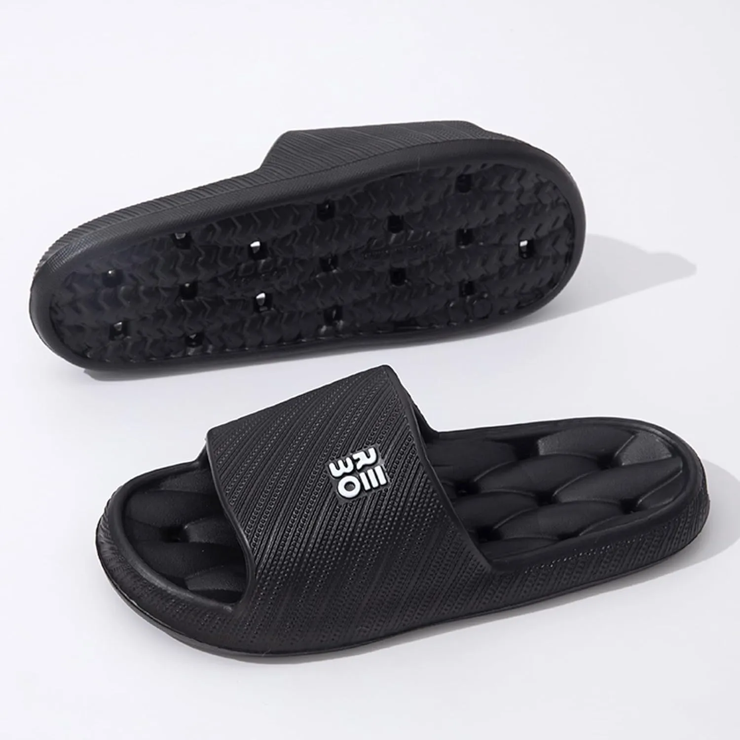 Slippers EVA Breathable Shoes Water Leaking and Quick Drying Women's Letter Home Sandals Slip and Smell Home Slippers