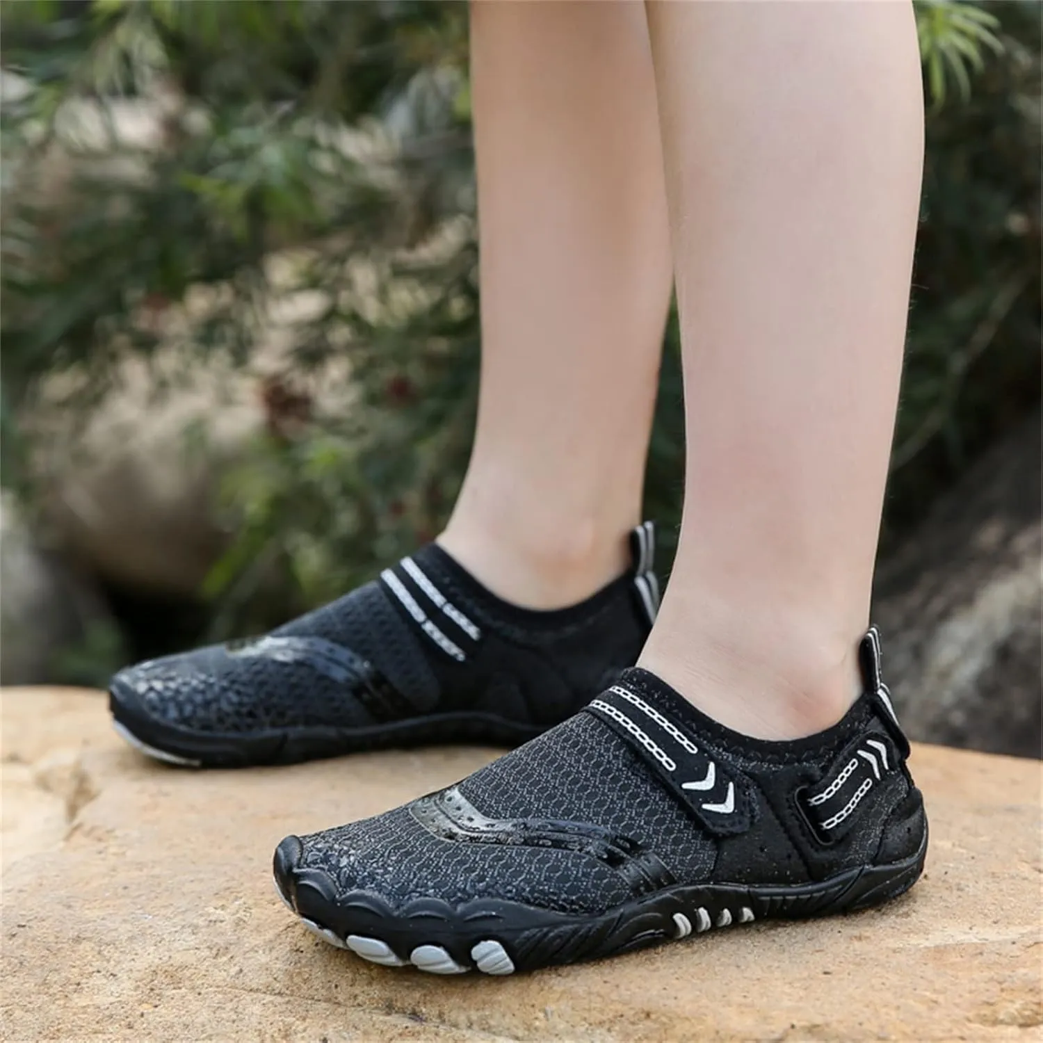 Summer Water Shoes Men and Women Quick Drying Hiking Swimming and Diving Tracing Shoes Sneaker Insoles