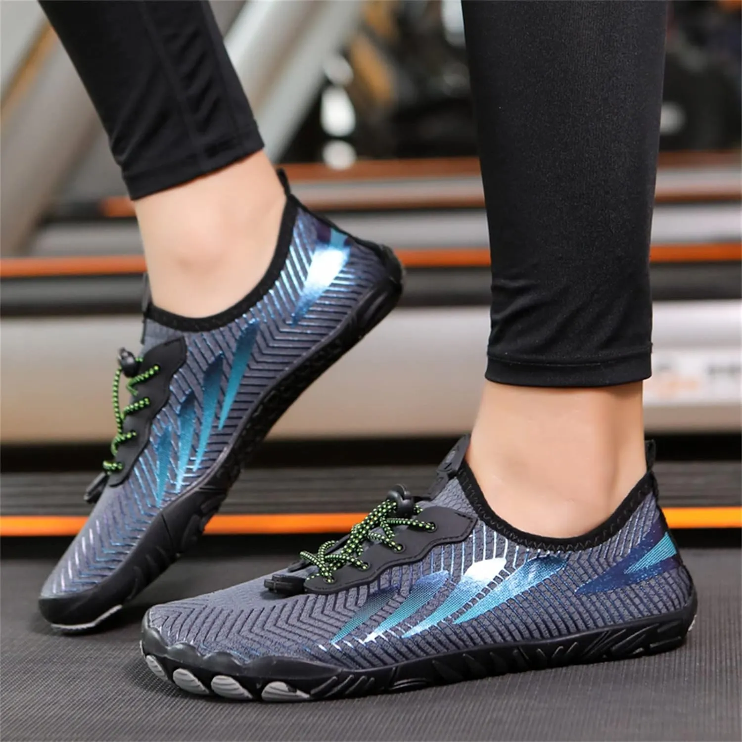 Summer Water Shoes Men Quick Drying Shoes Swimming and Diving Hiking Tracing Sneaker Slippers Sandals