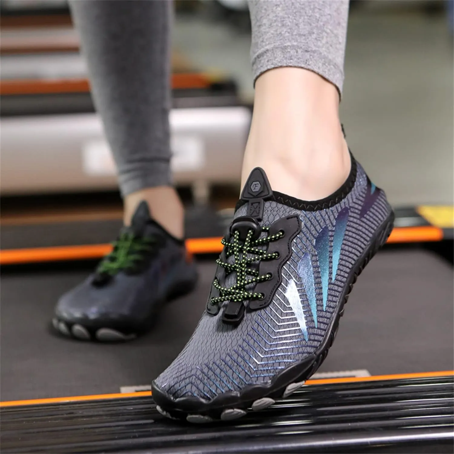 Summer Water Shoes Men Quick Drying Shoes Swimming and Diving Hiking Tracing Sneaker Slippers Sandals