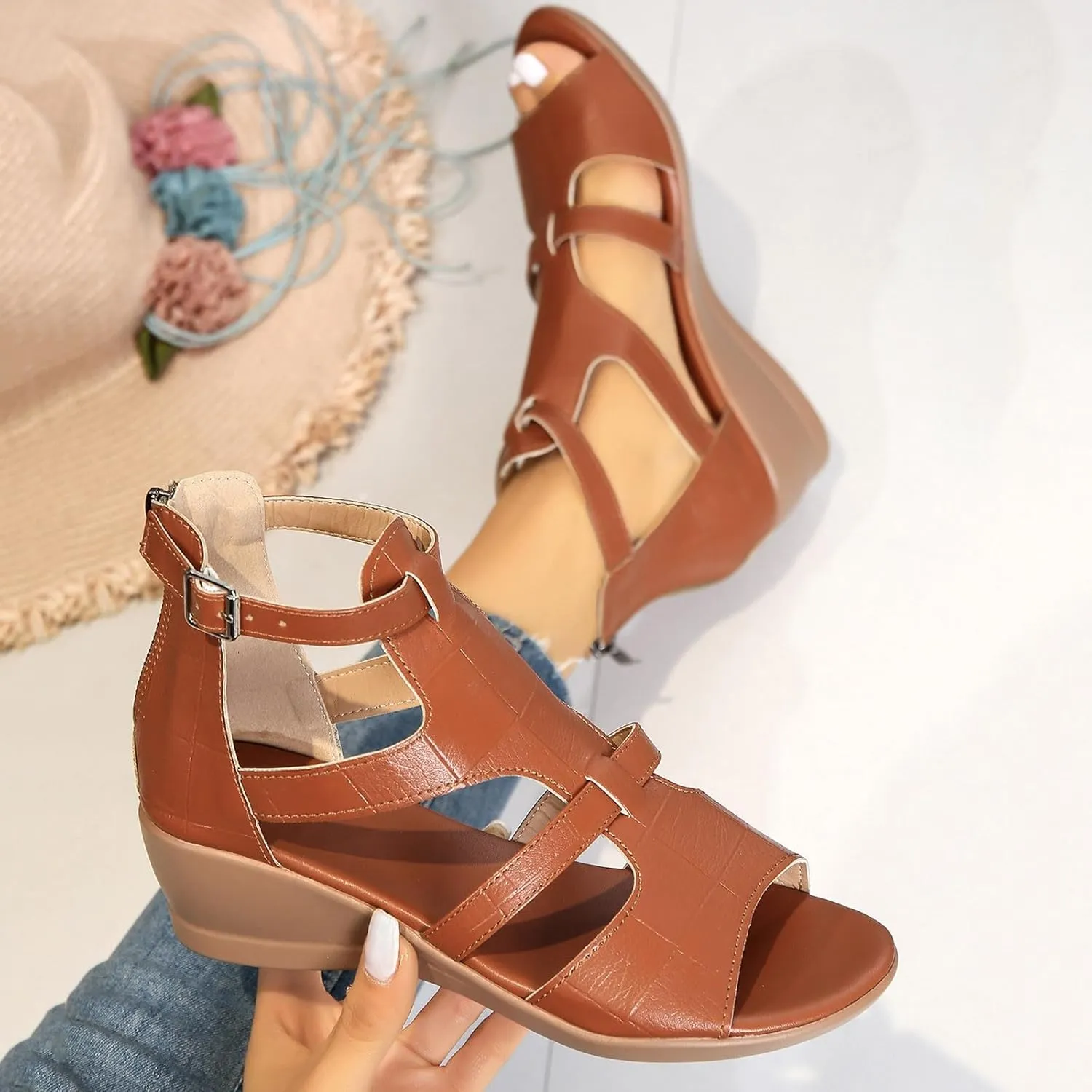 Women Clip Toe Sandals Crystal Jelly Beach Flip Flops Female Students Korean Fashion Wear Summer Shoes for Women