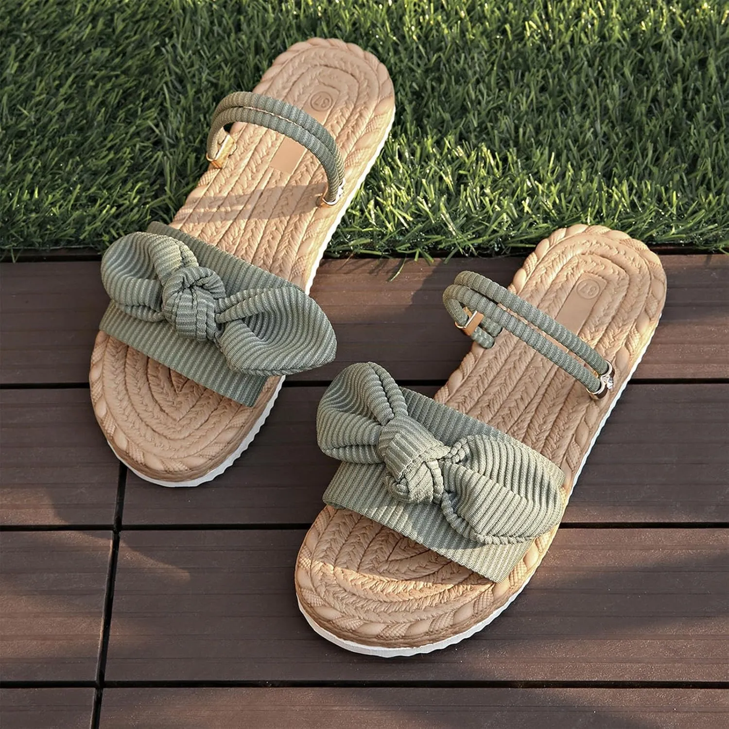 Women's Bow Flat Slide Sandals Straw Footbed Open Toe Dressy Boho Summer Beach Slides Casual Slip On Ladies Sandals